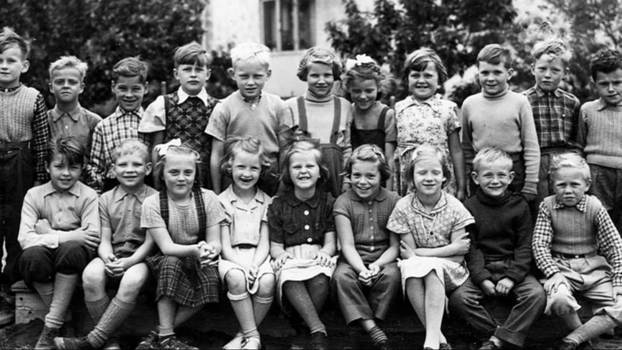 ReallyYoungFridaSchool2