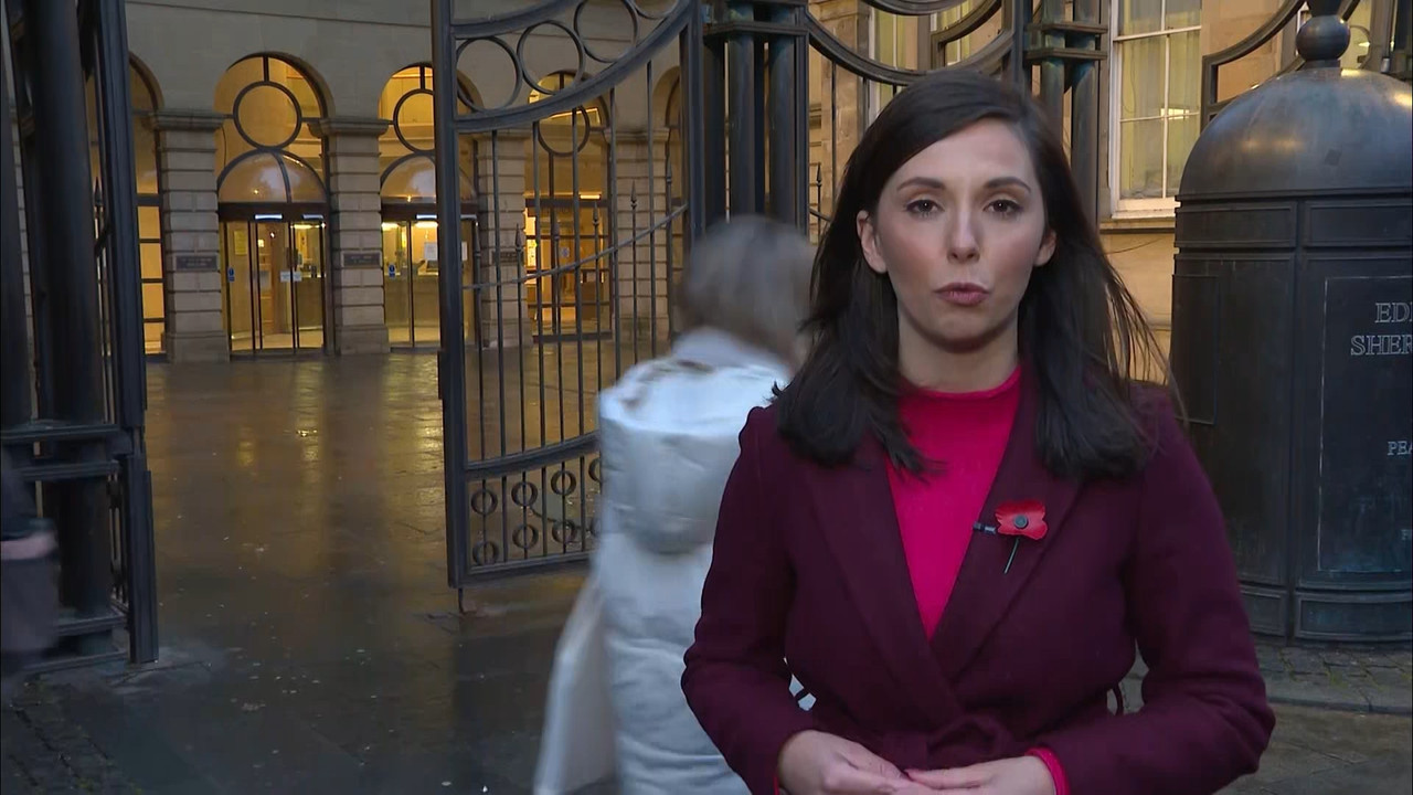 ITV Evening News_20221107_18301930.ts_snapshot_00.27.00.989