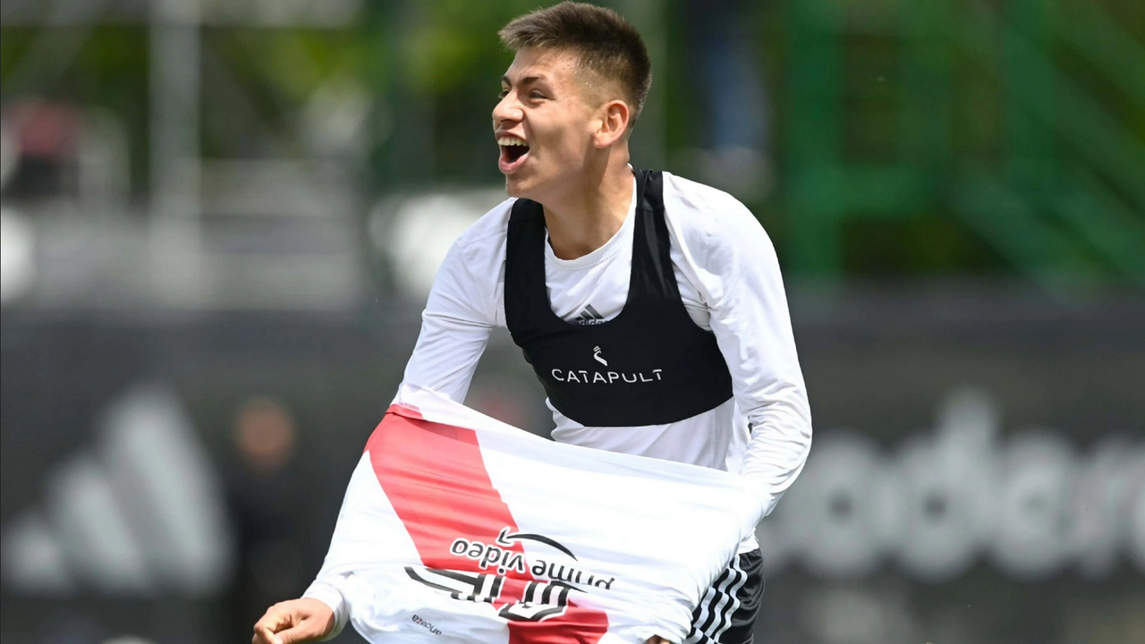 ¿Cuánto pagará Manchester City por Claudio Echeverri de River Plate?