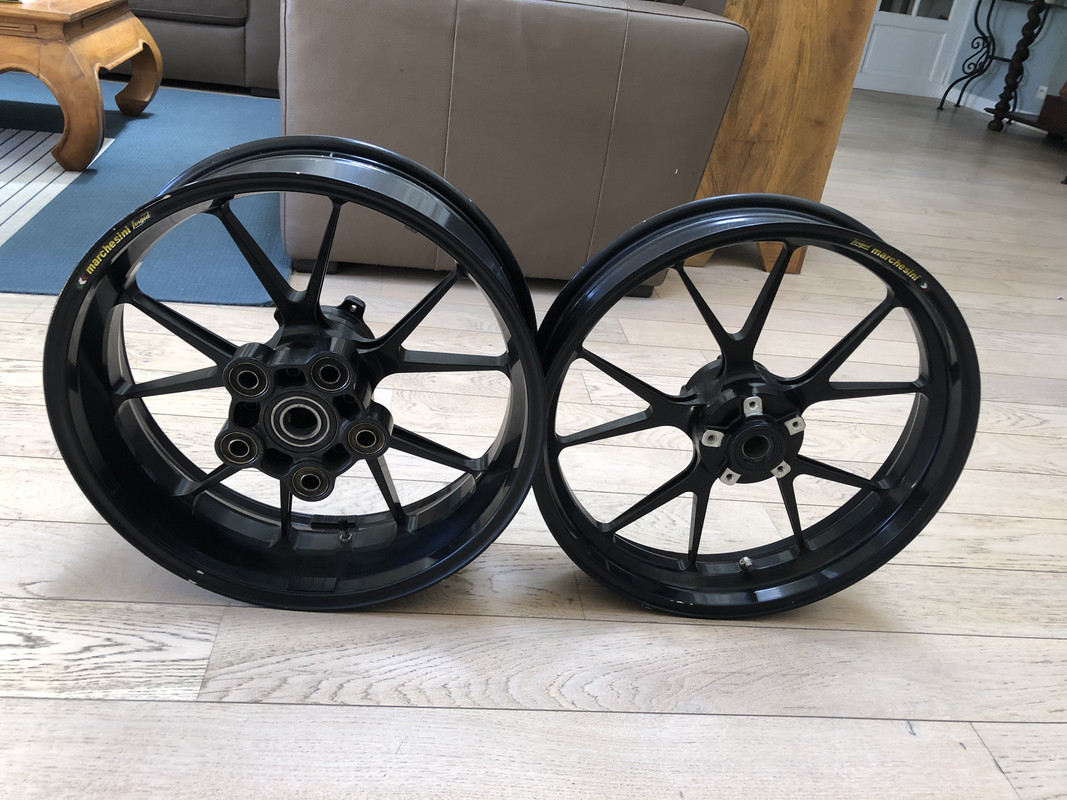 3C4A3892-9C02-42A8-85A6-14034A79CB5D