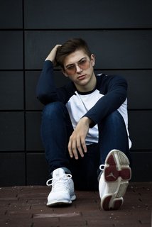 c33f36741b43b18691a7c7bcdb6c7abf.jpg