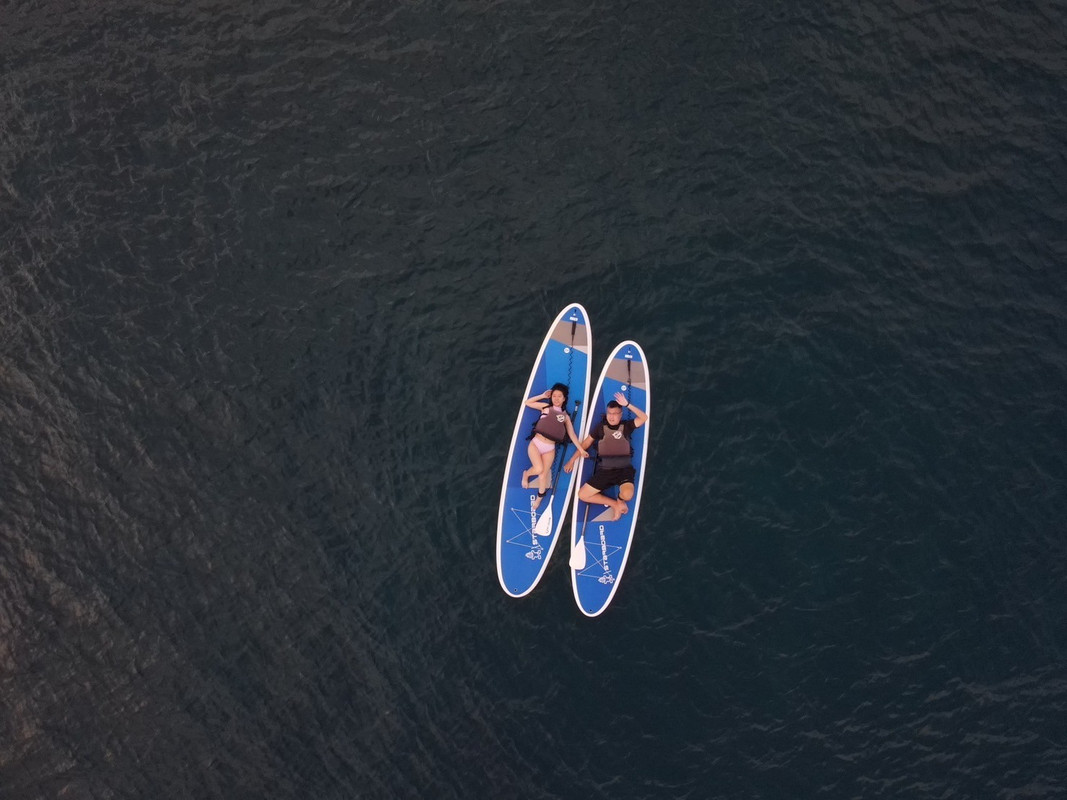 C7B4BE24-33B3-4439-A449-22576016F0EE