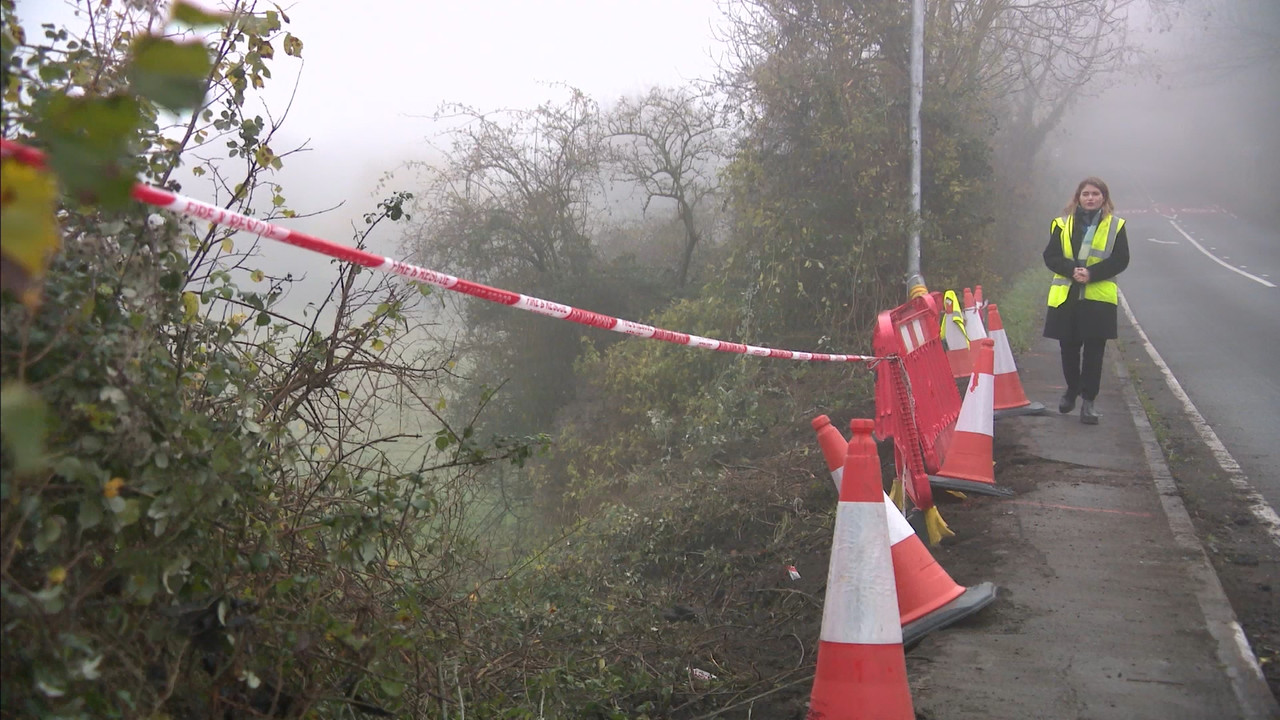 11.29 - 18.00.00 - ITV News West Country. Bringing you all the latest....ts_snapshot_04.04.489