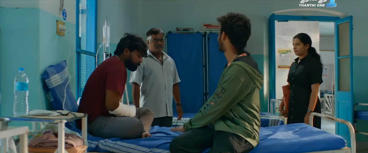 Vishudha Mejo 2022 WebRip [Tamil] 480p, 720p Screenshot
