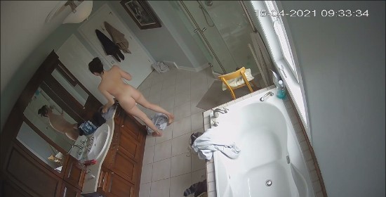 [Image: Voyeur50415095712.jpg]