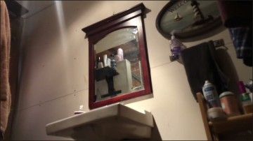[Image: Voyeur12925083258.jpg]
