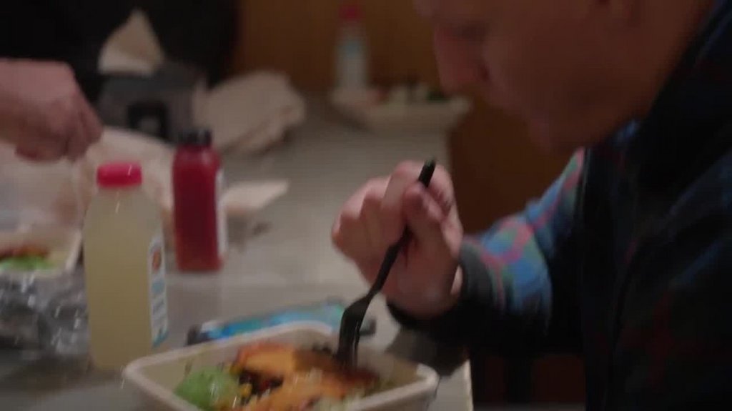 [Image: 77lxbs6et0yu.jpg]