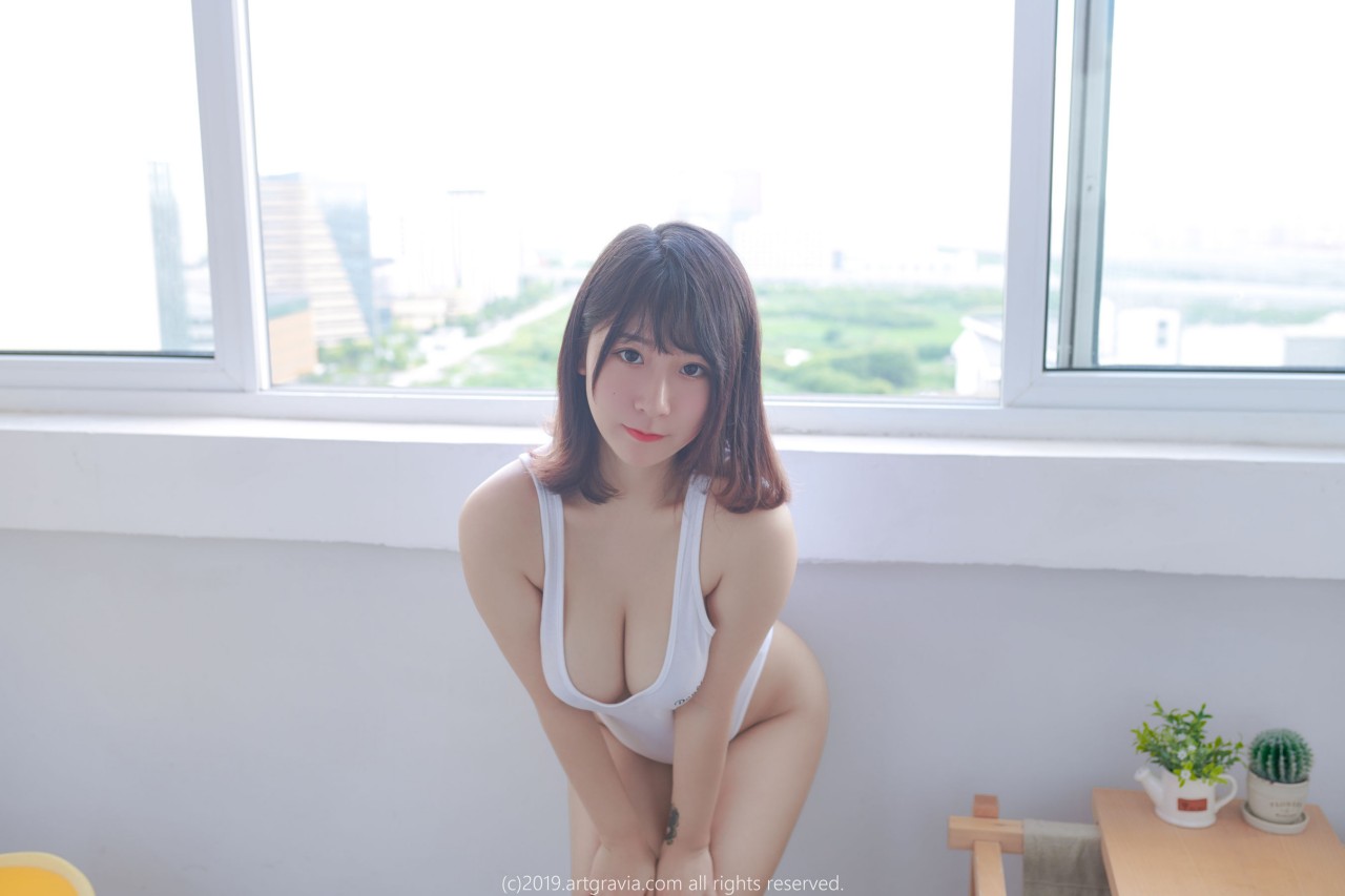 猫九酱sakura《夏日风吊带背心美女》写真，清新与活力的COS妹子插图5