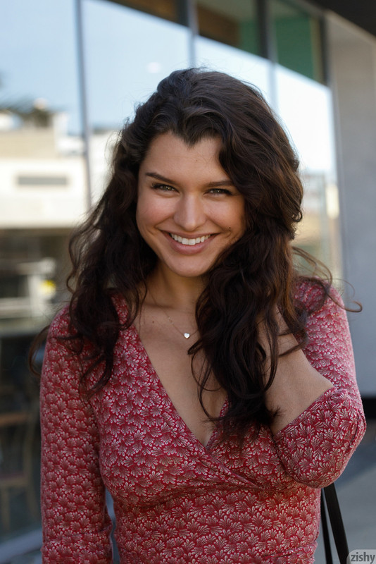 full_032_4375133334111901