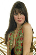 Caroline-Munro-d29