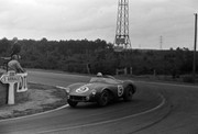 24 HEURES DU MANS YEAR BY YEAR PART ONE 1923-1969 - Page 39 56lm09-Aston-Martin-DB-3-S-Peter-Walker-Roy-Salvadori-8