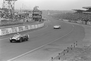 24 HEURES DU MANS YEAR BY YEAR PART ONE 1923-1969 - Page 46 59lm24-Cooper-T-49-Monaco-Mk-I-Jim-Russell-Bruce-Mc-Laren-20