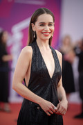 emilia-clarke-pod-generation-09