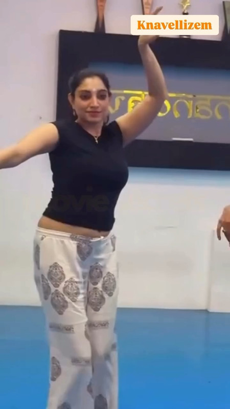 ritu manthra sexy navel in gym costume.mp4_snapshot_00.10.000