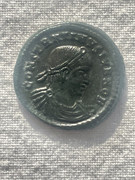 AE3 de Constantino II. GLORIA EXERCITVS. Soldados entre 2 estandartes. Cycico C3381-C5-C-AFE5-4717-89-AC-95375-E80-DC2-A