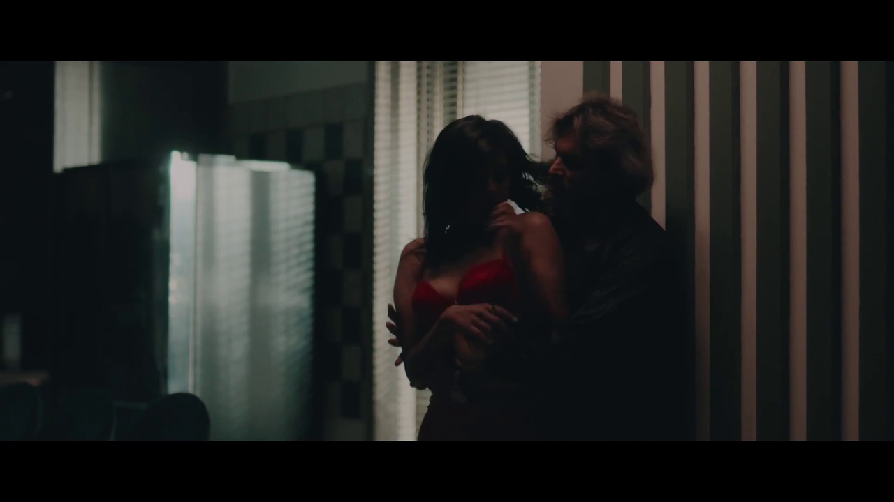 vlcsnap-2025-06-09-22h50m05s042