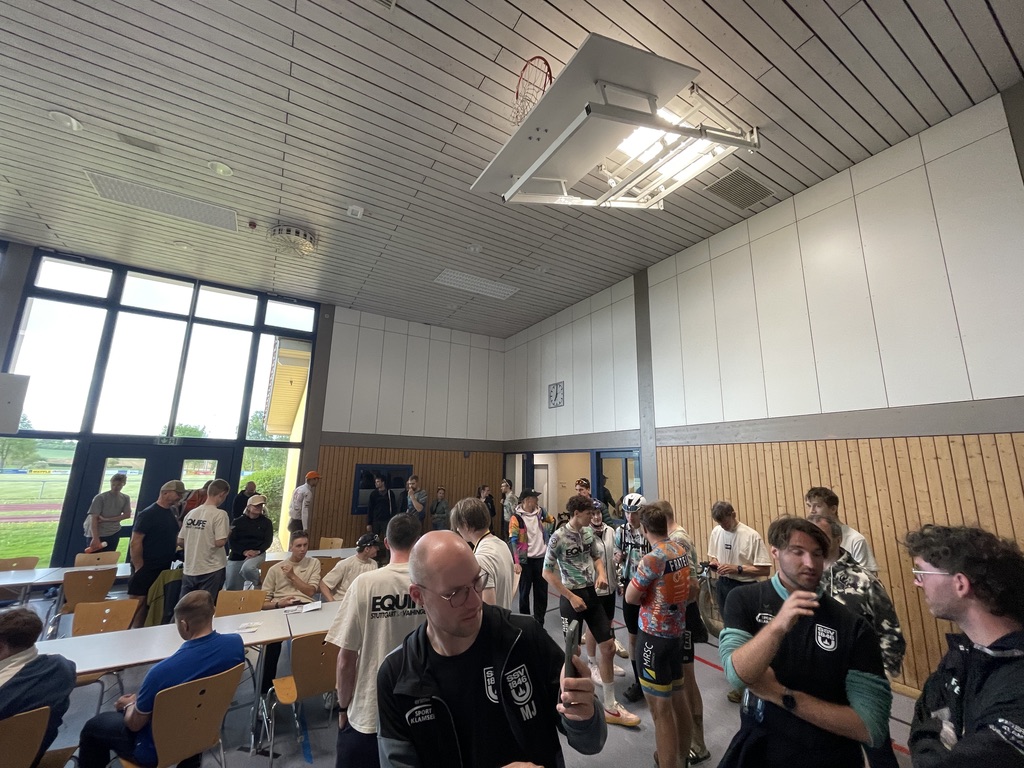 A00CCCBB-7C44-4225-A960-6193B505A6A2_1_105_c