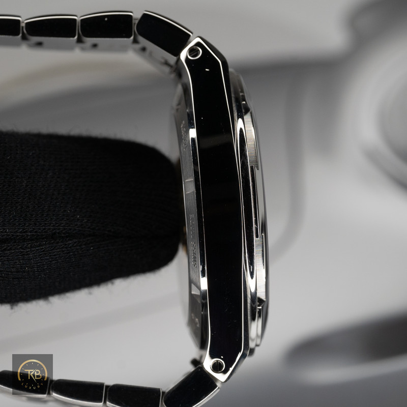 Vacheron Constantin Overseas - Image 6