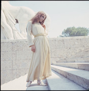 tina-aumont-a56