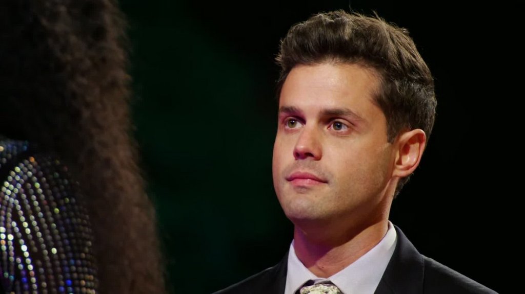 [Image: 9np9nfr9jc3s.jpg]