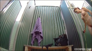 [Image: Voyeur10715121216.jpg]