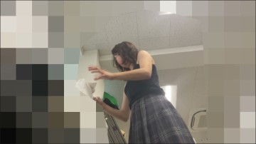 [Image: Voyeur17045081219.jpg]