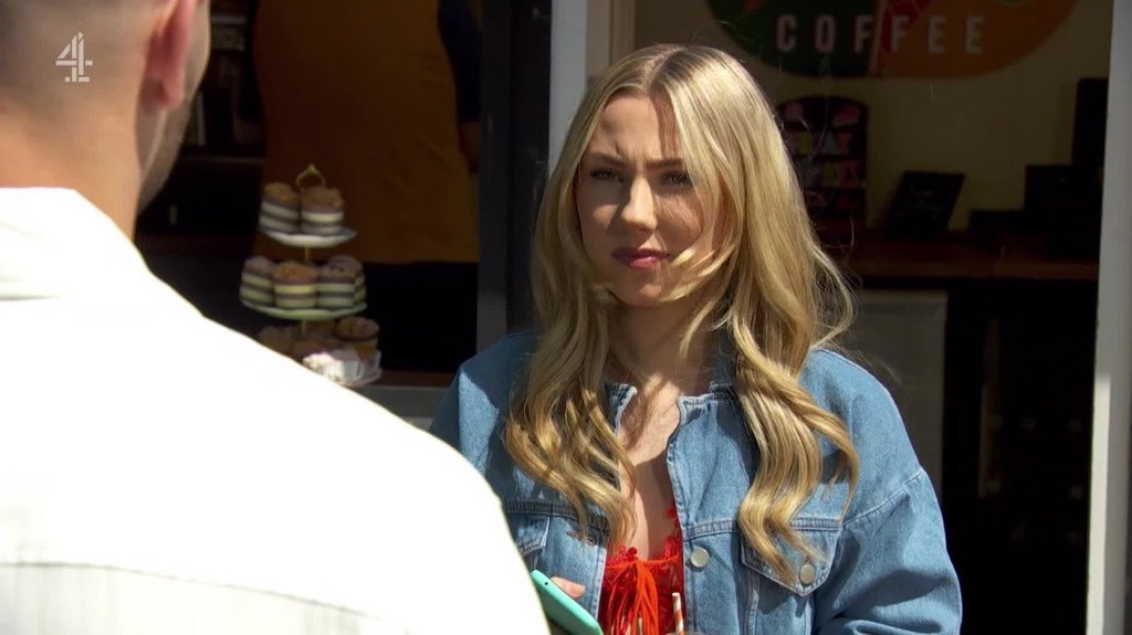 [Image: nyisu8fs370m.jpg]