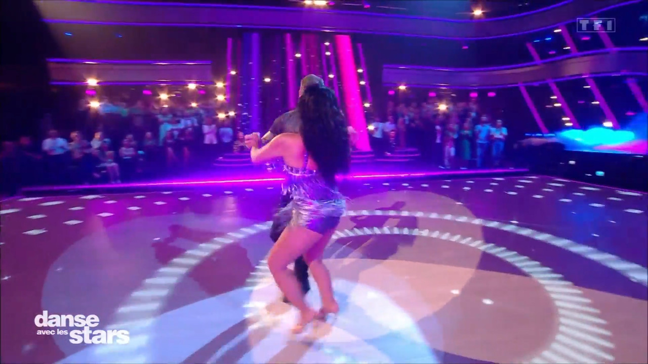 2022-09-09_21_10_TF1_Danse-avec-les-stars.mp4_snapshot_22.26.055