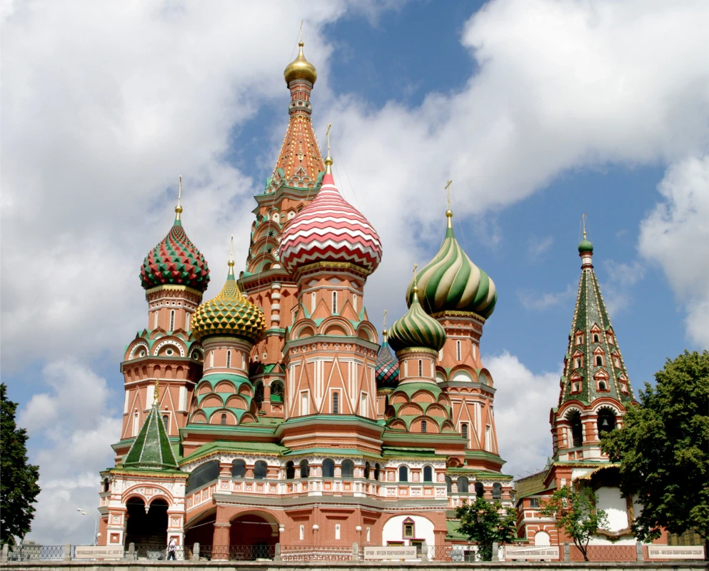 St Basil’s Cathedral on Red Square with colorful onion domes and patterned towers.