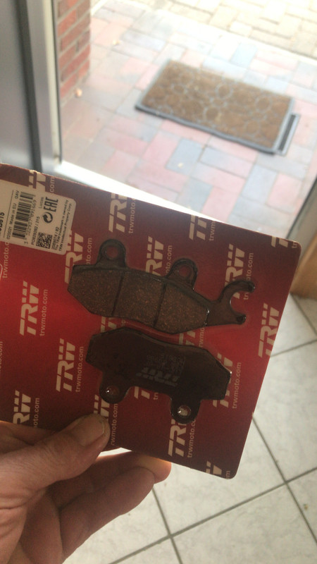 897A87DF-2AD8-44CB-9C23-8F71F2753555