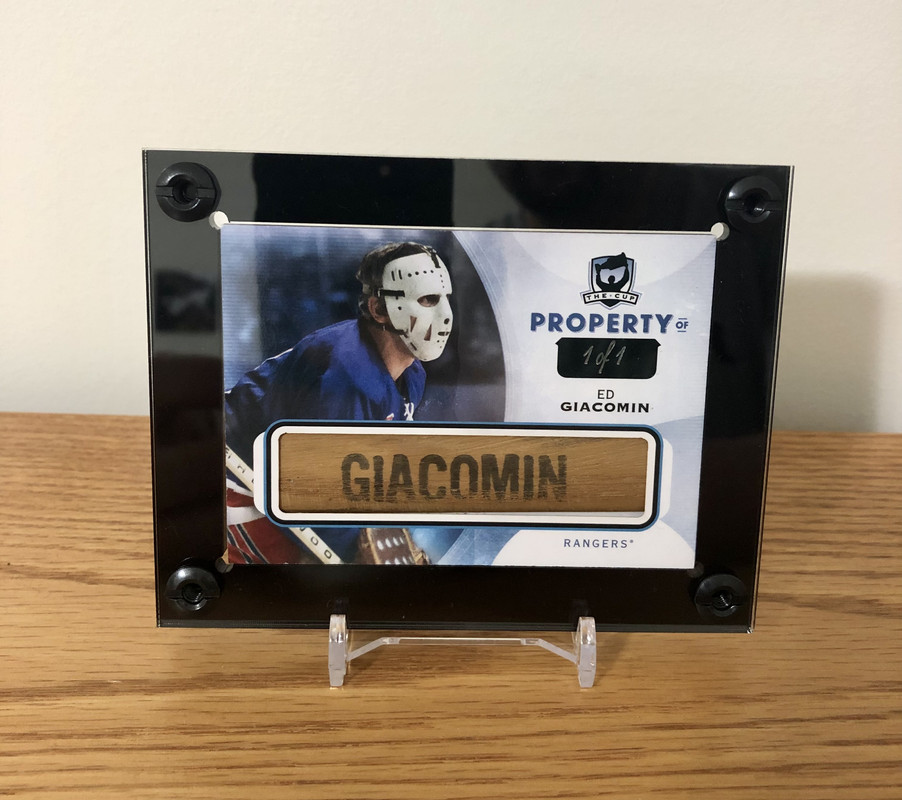 8E54D427-434F-4462-892A-0F7F79A2F9B4