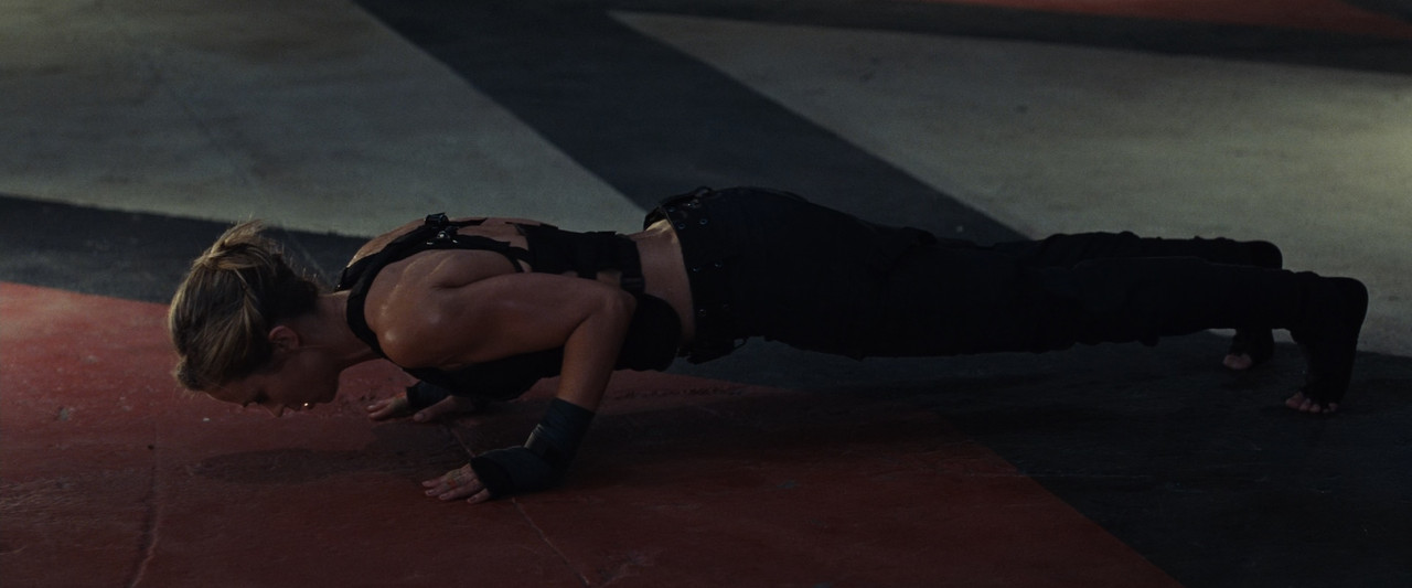 Edge of Tomorrow (2014).mkv_snapshot_01.45.26_[2018.02.26_03.33.