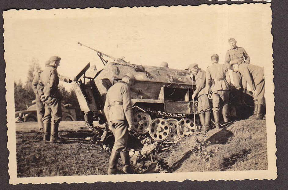 Russland Halbkette Vormarsch Mine Kämpfe