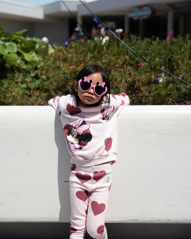 mickey-a-np-1713144600-3346396022816184779-20614346