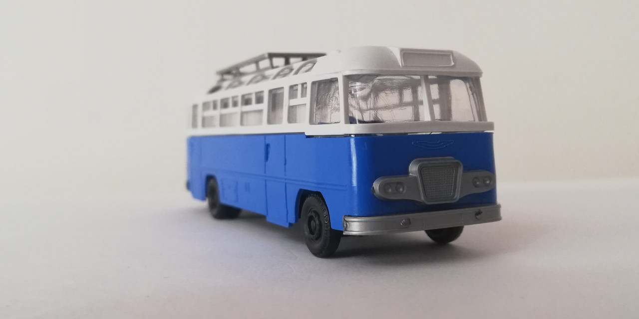 Mach (735)