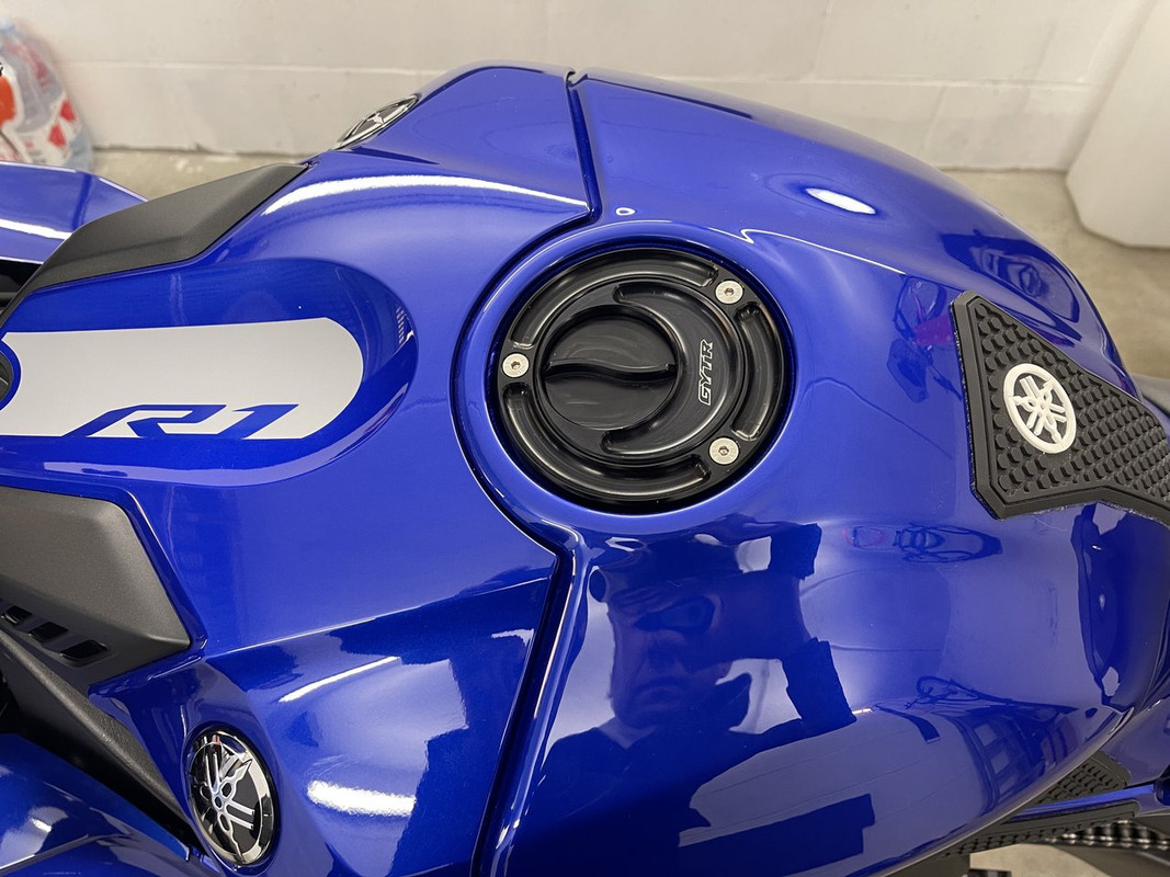 DACD2D85-1FDF-483A-8CCD-F61D610B27E9