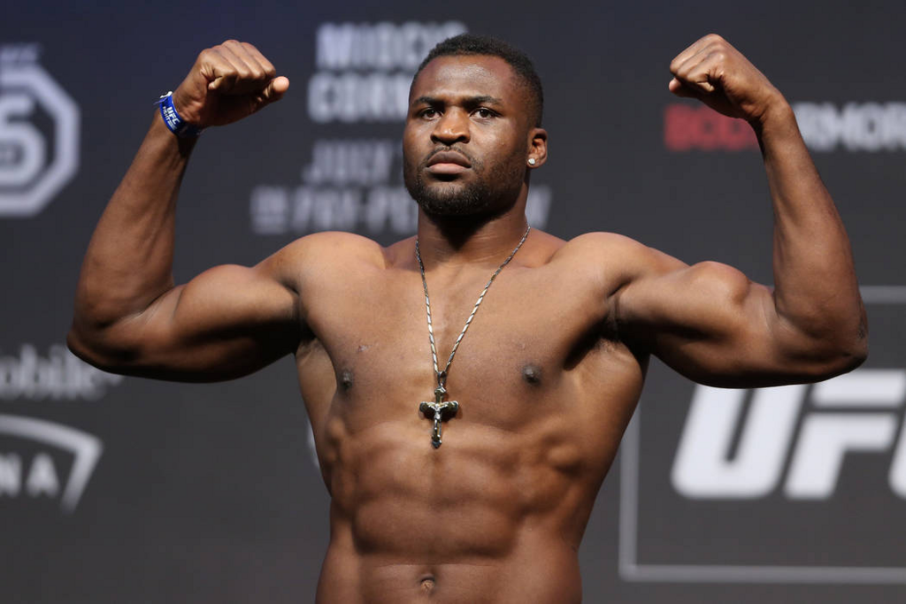 Франсис Нгану: UFC трябва да раздвижат тежката категория