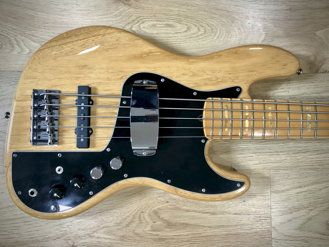 Fender Marcus Miller Jazz Bass V USA - WWW.BAJISTAS.ORG
