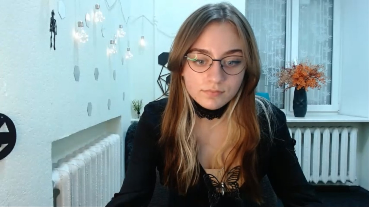 YourMaryy face