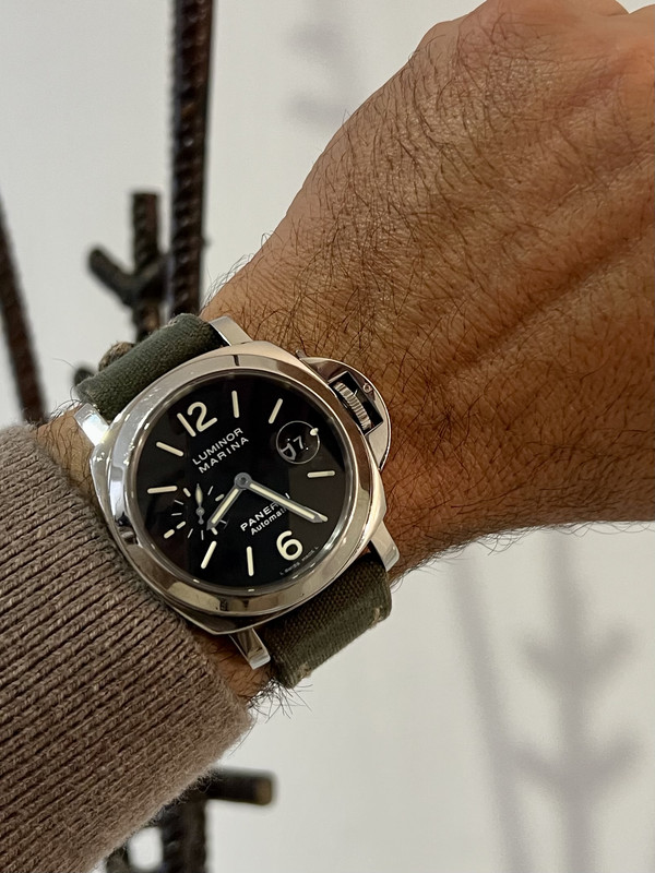 E51FF040-C3EE-432E-B4E8-22C39724E099