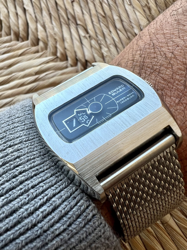 74C0FF03-B1C9-4962-9D9C-DD3DF9B41065