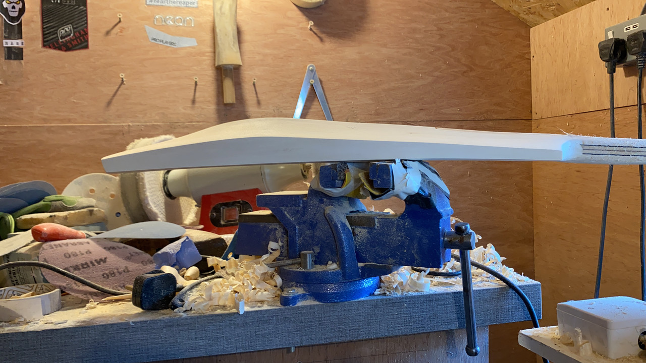 5B6CE7E9-48BA-4B2A-913F-2A17BF08C81F