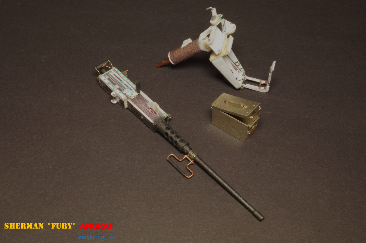 M4A3E8 SHERMAN  FURY 124