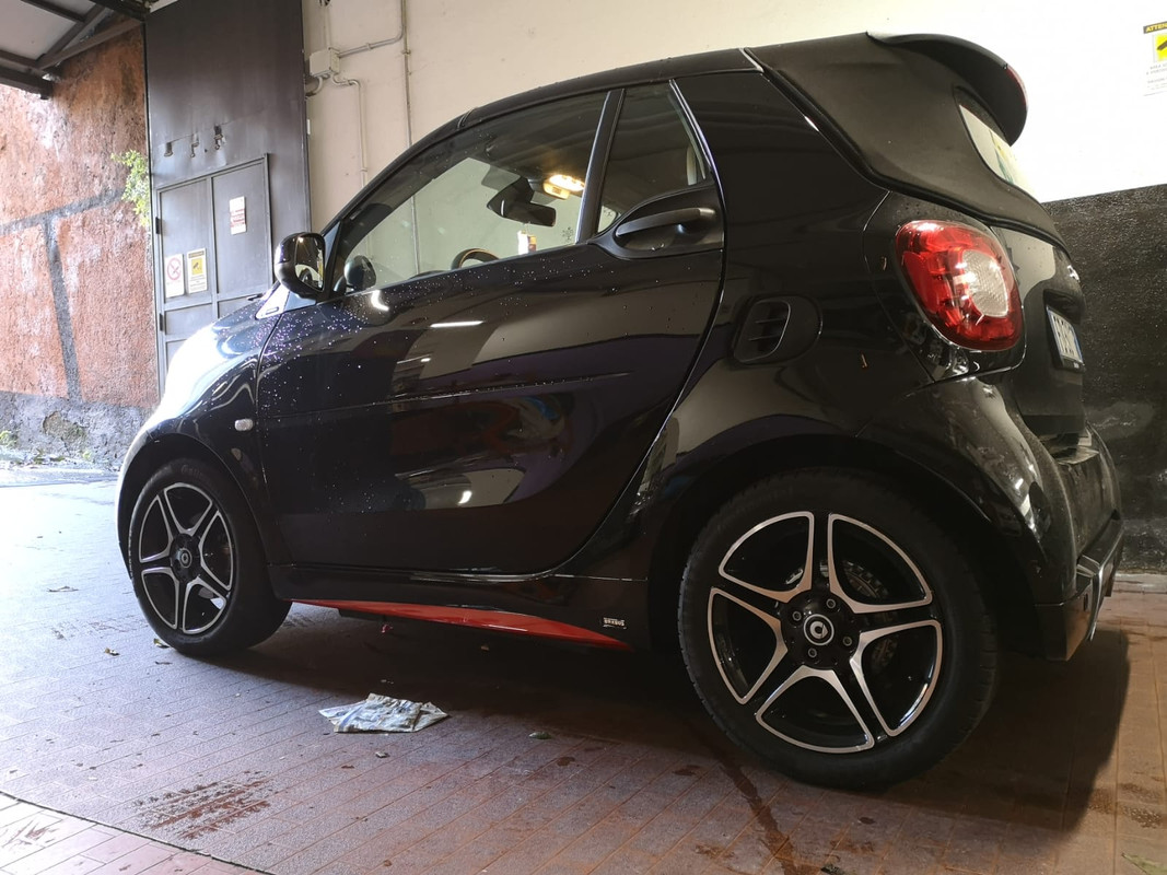 5C1E9D81-88EF-4132-95E1-5AFB01EC1D73