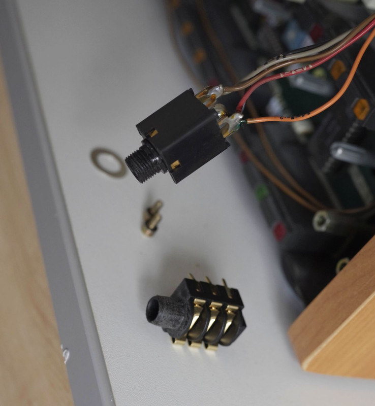 Kopfhörerbuchse neu und alt