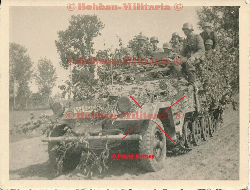 Foto Wehrmacht SdKfz 251 Schützenpanzerwagen mit Kennung 16.Panzer-Division