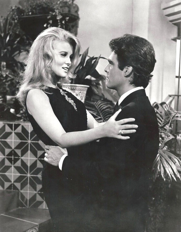 Ann-Margret_me12