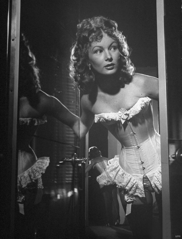 veronica_lake_mb49