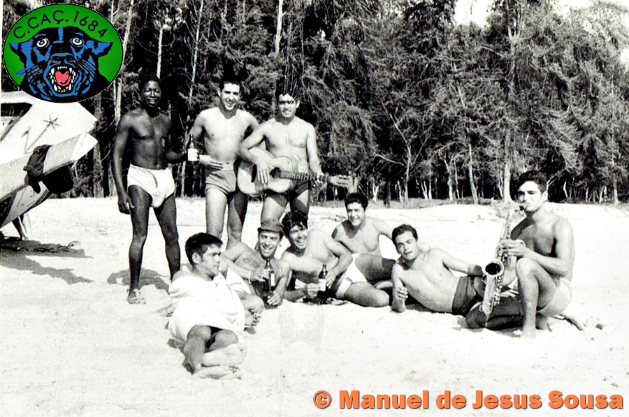 Praia-de-Varela-Eu-com-o-saxofone-do-Mov-Nac-Femenino