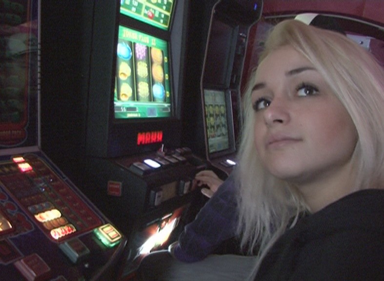 CzechStreets 18 Yo Gambler